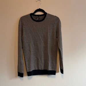 H&M Women's Black and White Patterned Crewneck Sweater